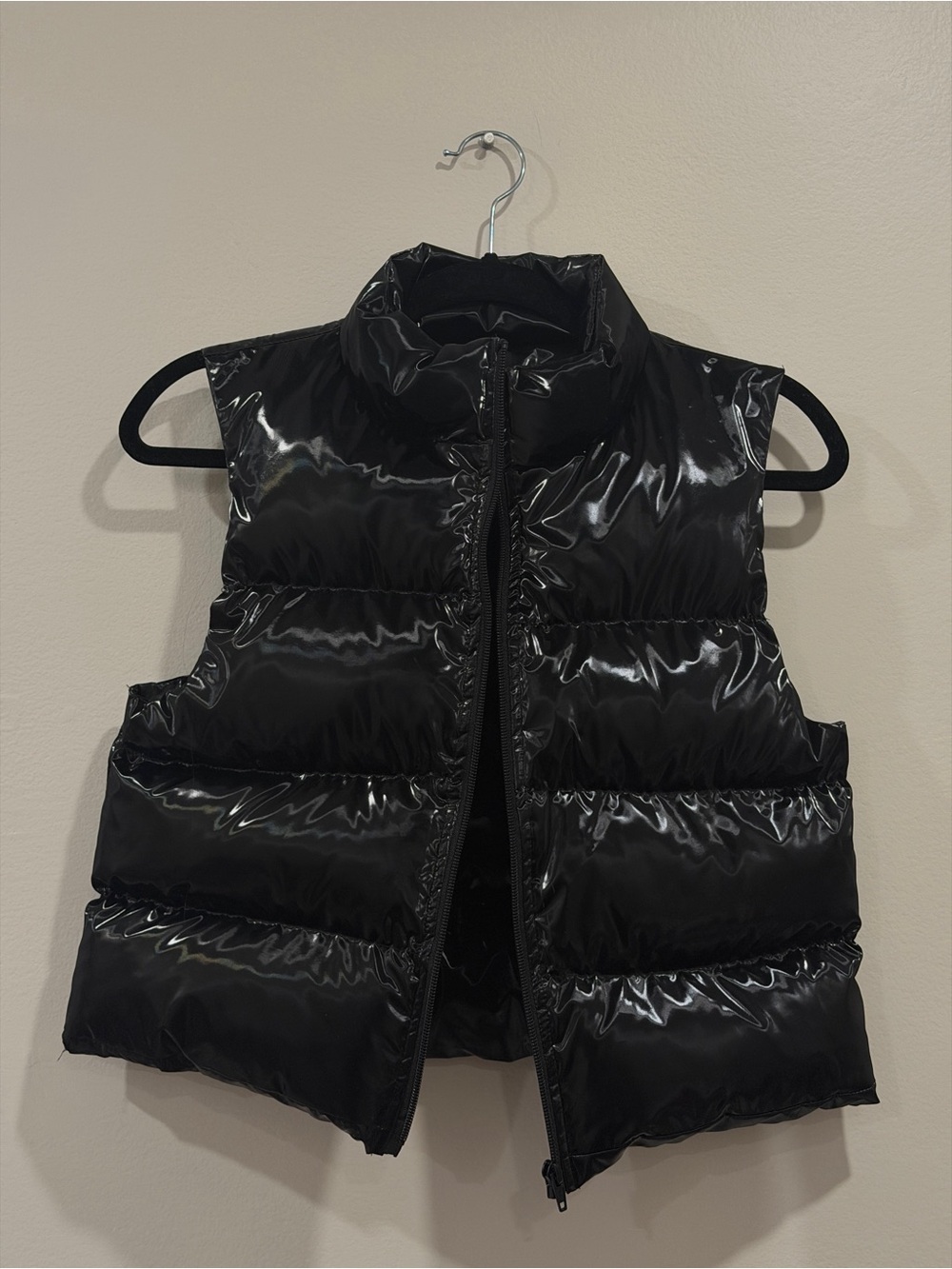Weissman Black Shiny Puffer Vest - Women